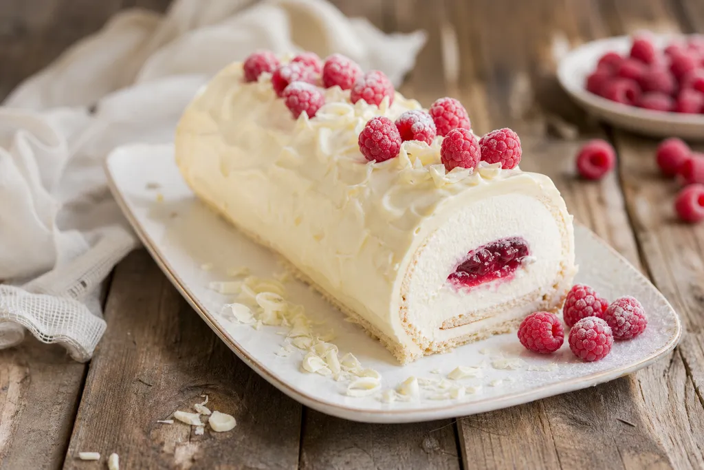 Bûche Chocolat Blanc Framboise